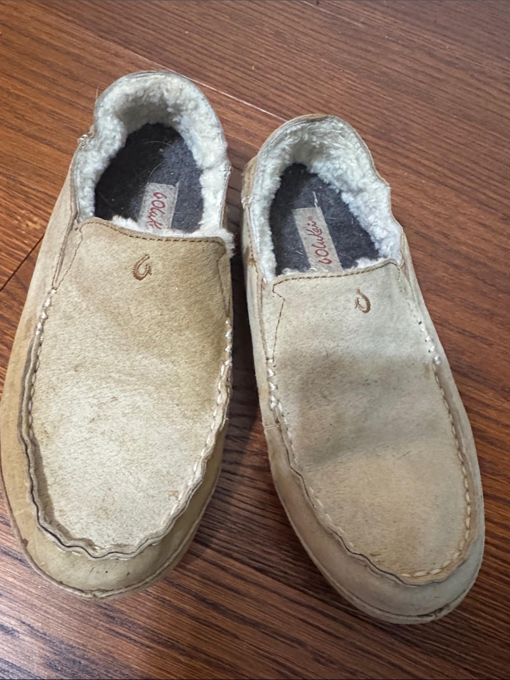 OluKai Women's Suede Moccasin Slippers in Cream/Tan